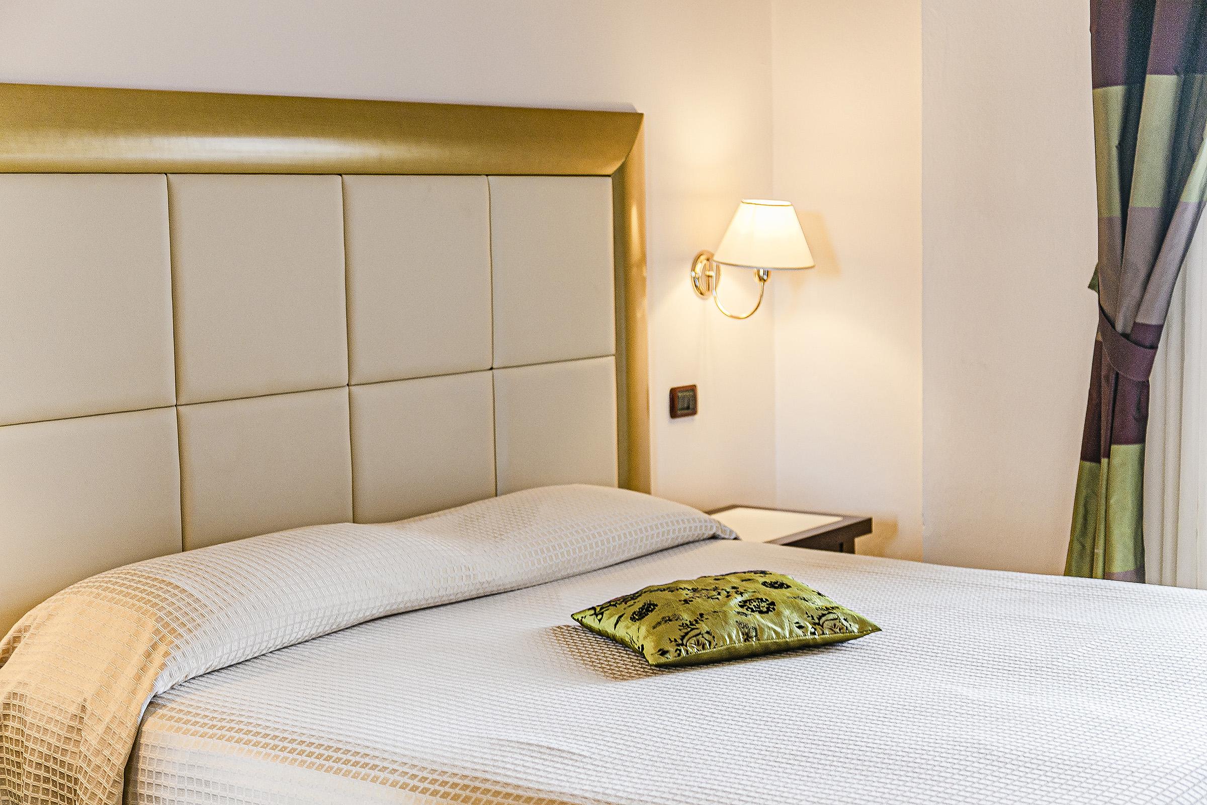 Hotel Metropolitan Беллария-Иджеа-Марина Экстерьер фото