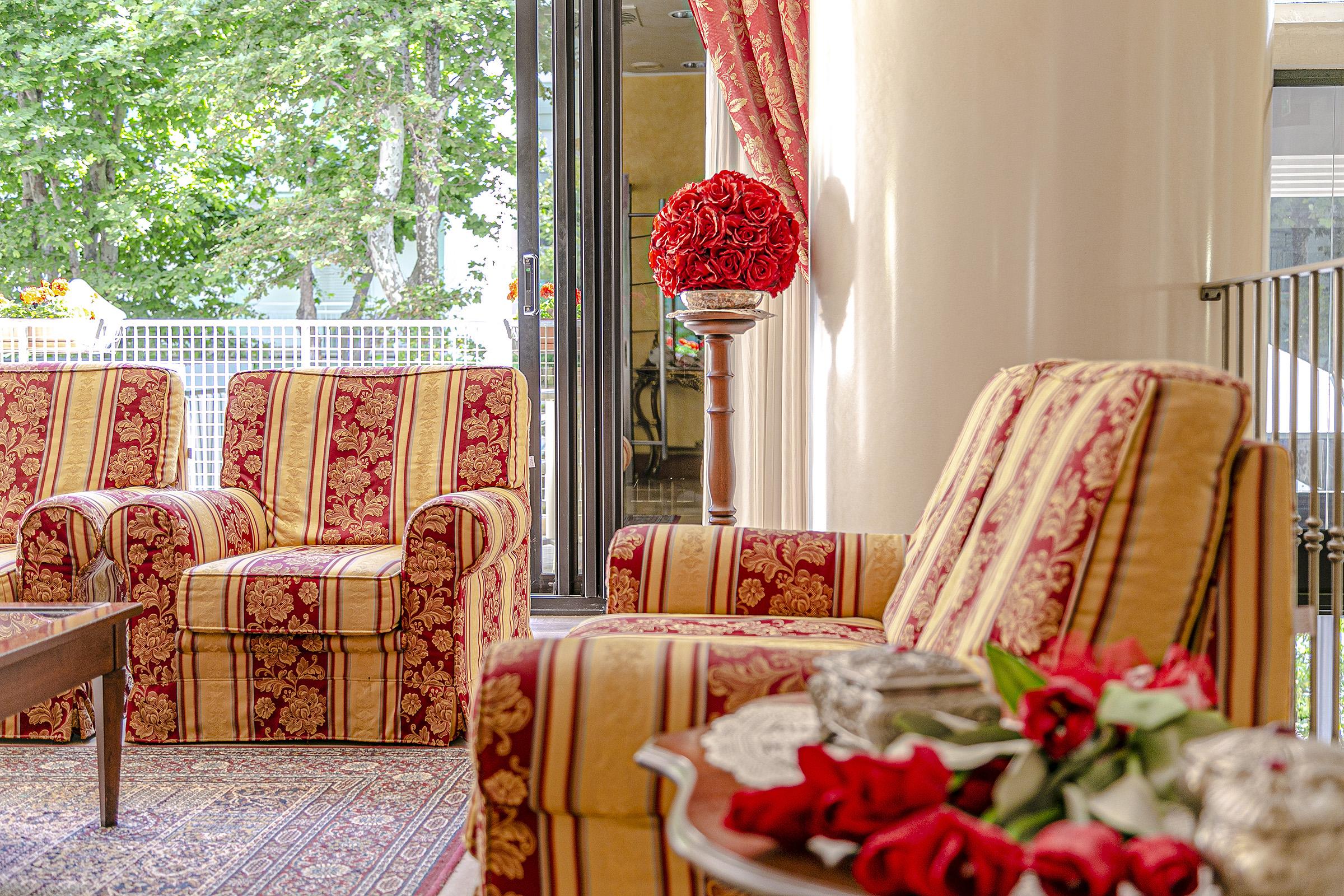 Hotel Metropolitan Беллария-Иджеа-Марина Экстерьер фото