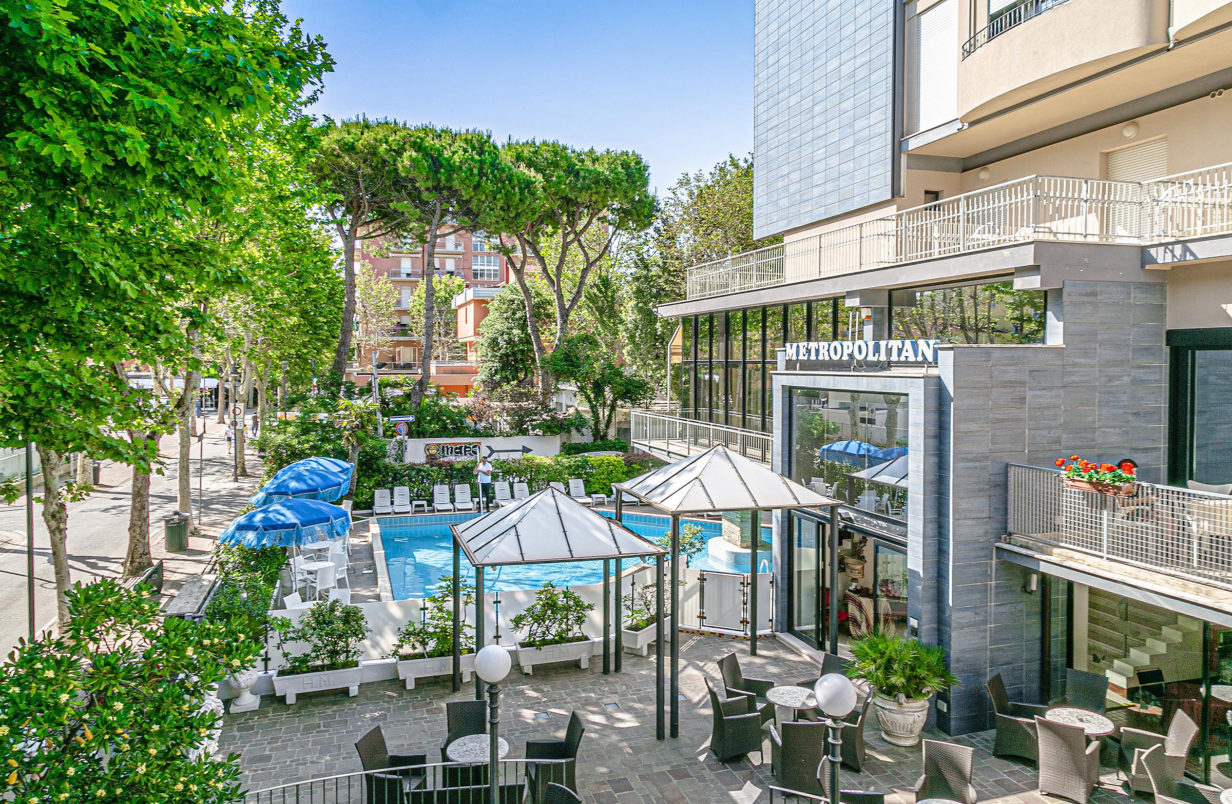 Hotel Metropolitan Беллария-Иджеа-Марина Экстерьер фото